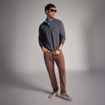 Men's Classic 1/4 Zip Sweater - Image 4